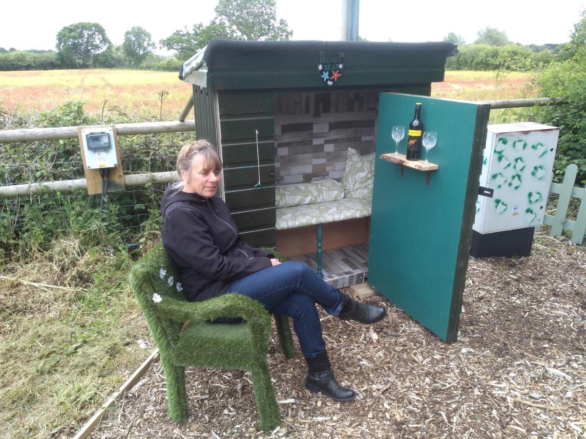 Glamping Malvern Shepherd Hut Esterno foto