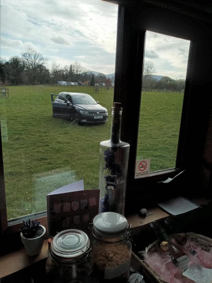 Glamping Malvern Shepherd Hut Esterno foto