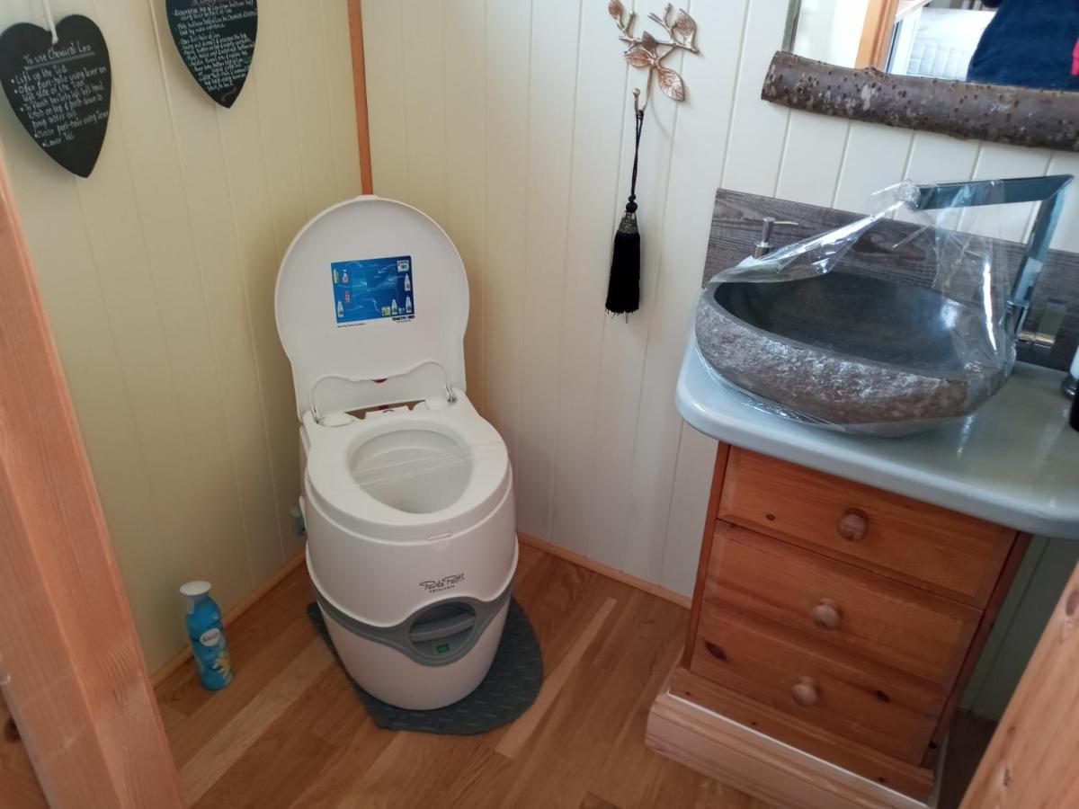 Glamping Malvern Shepherd Hut Esterno foto