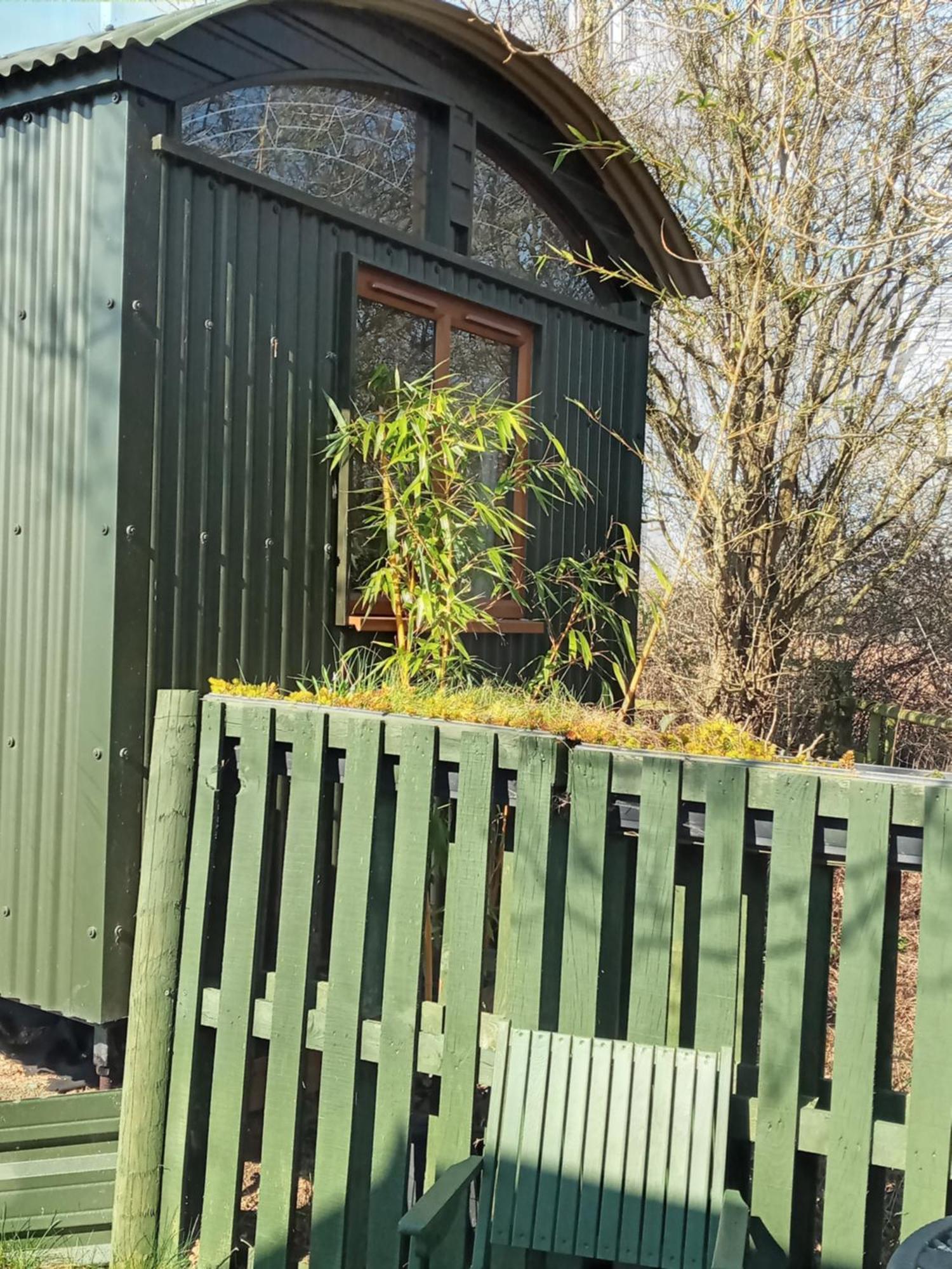 Glamping Malvern Shepherd Hut Esterno foto
