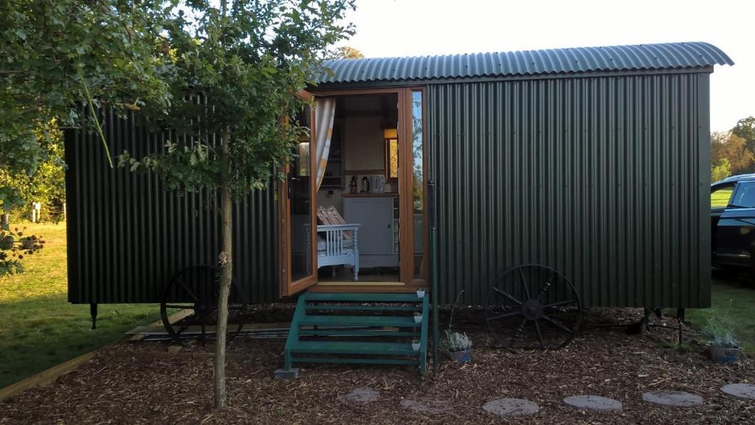 Glamping Malvern Shepherd Hut Esterno foto